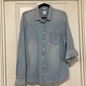 J Crew perfect fit chambray shirt